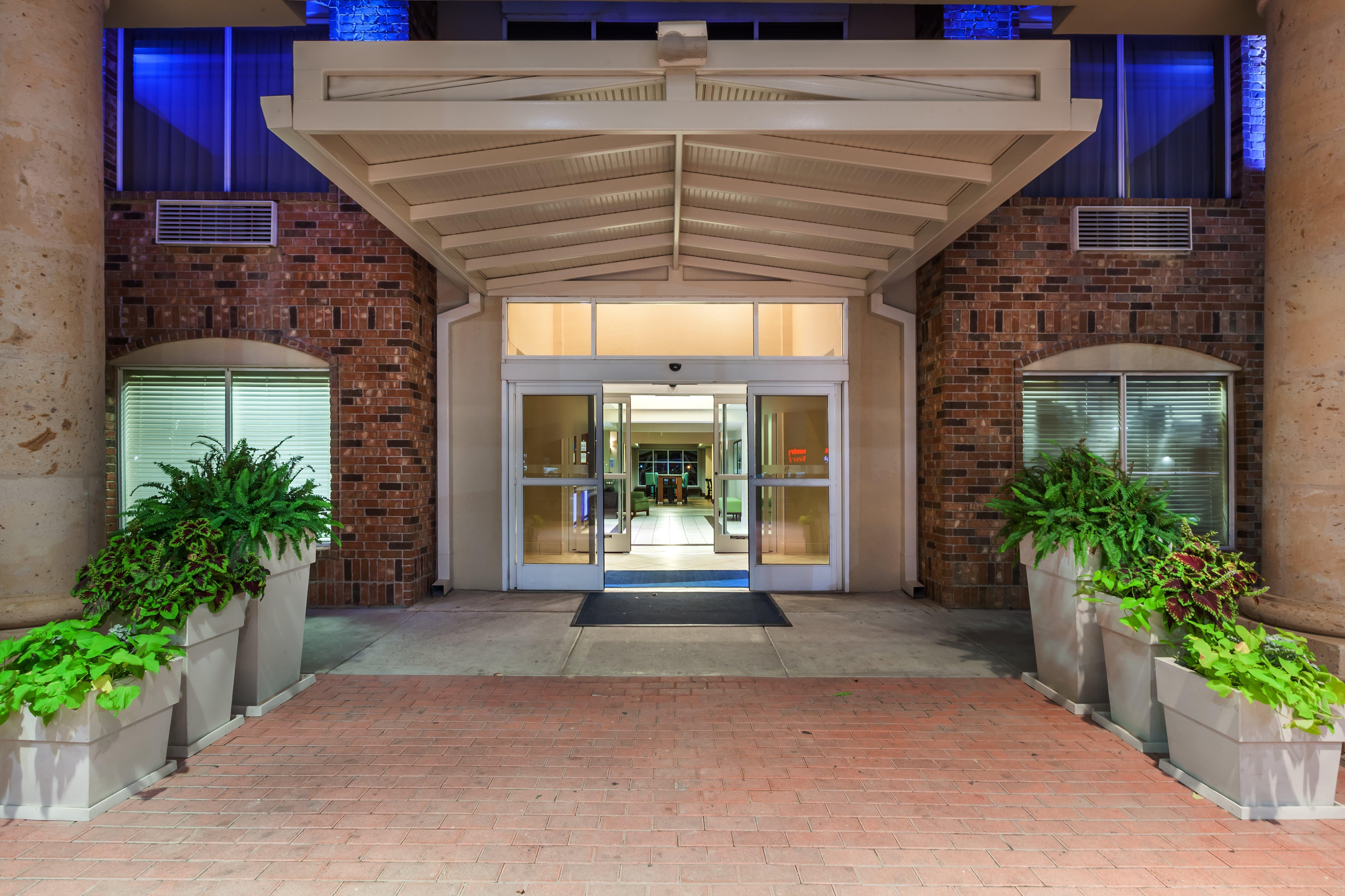 Holiday Inn Express Hotel & Suites Eagle Pass By Ihg Екстериор снимка