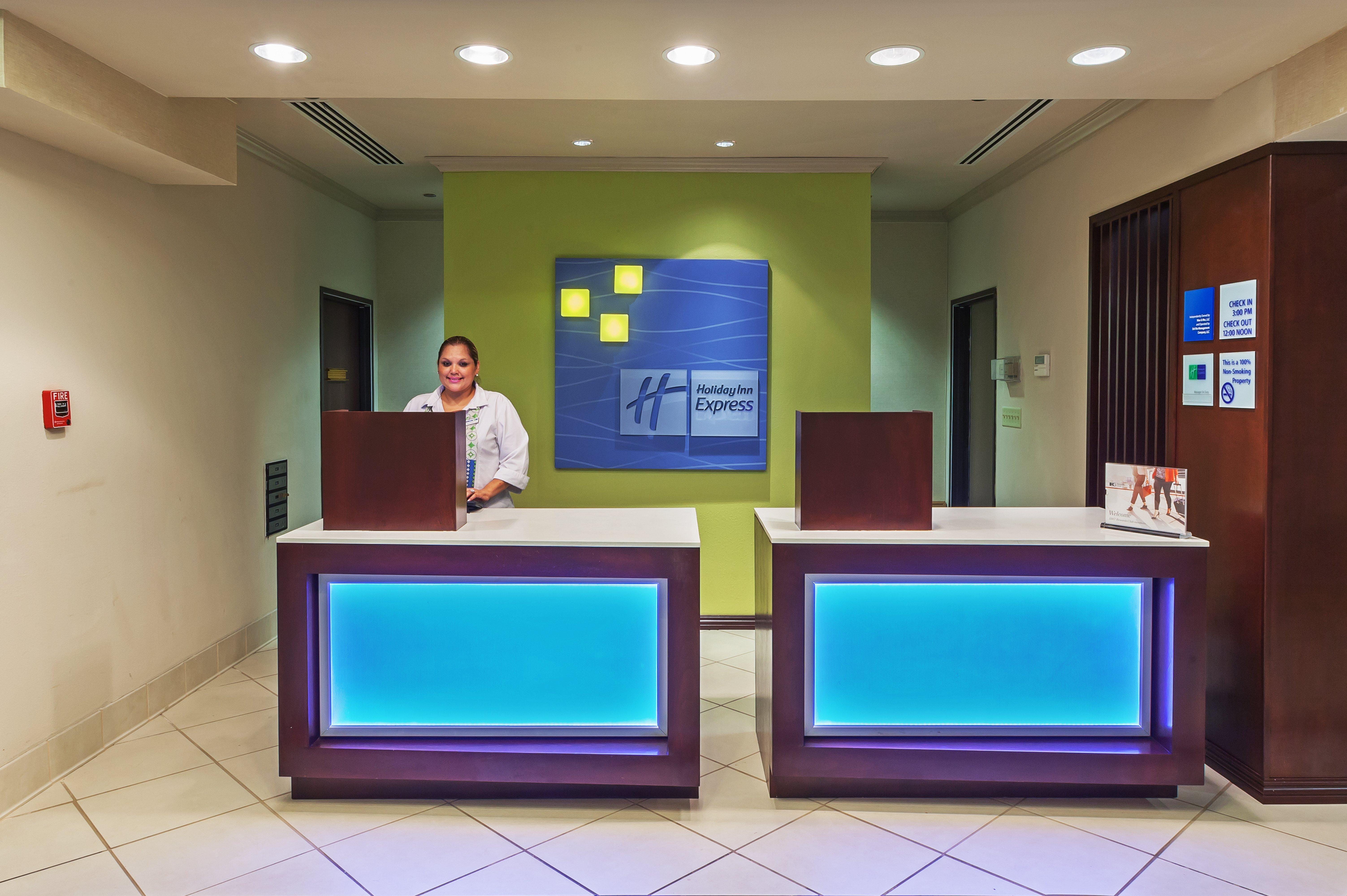 Holiday Inn Express Hotel & Suites Eagle Pass By Ihg Екстериор снимка