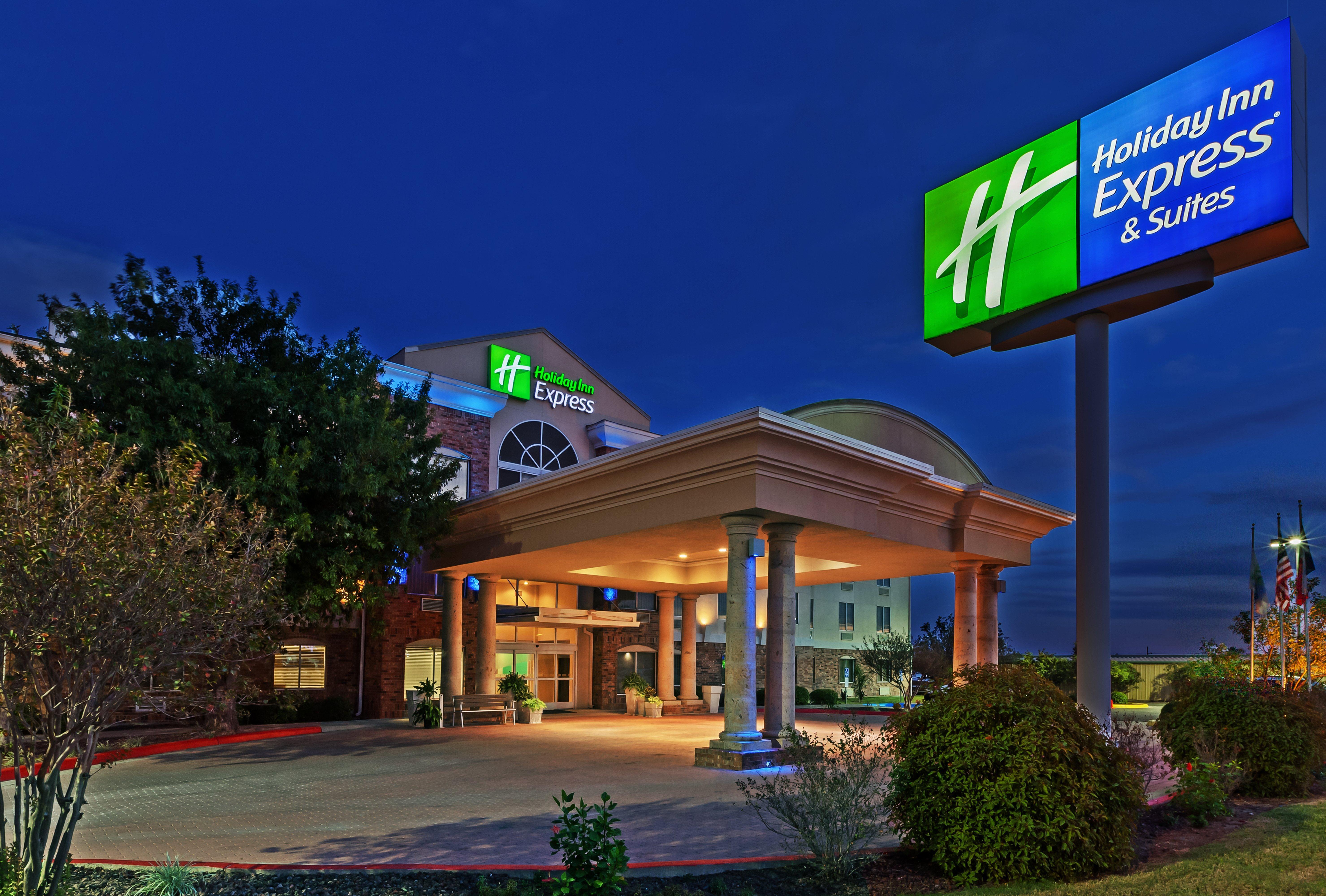 Holiday Inn Express Hotel & Suites Eagle Pass By Ihg Екстериор снимка