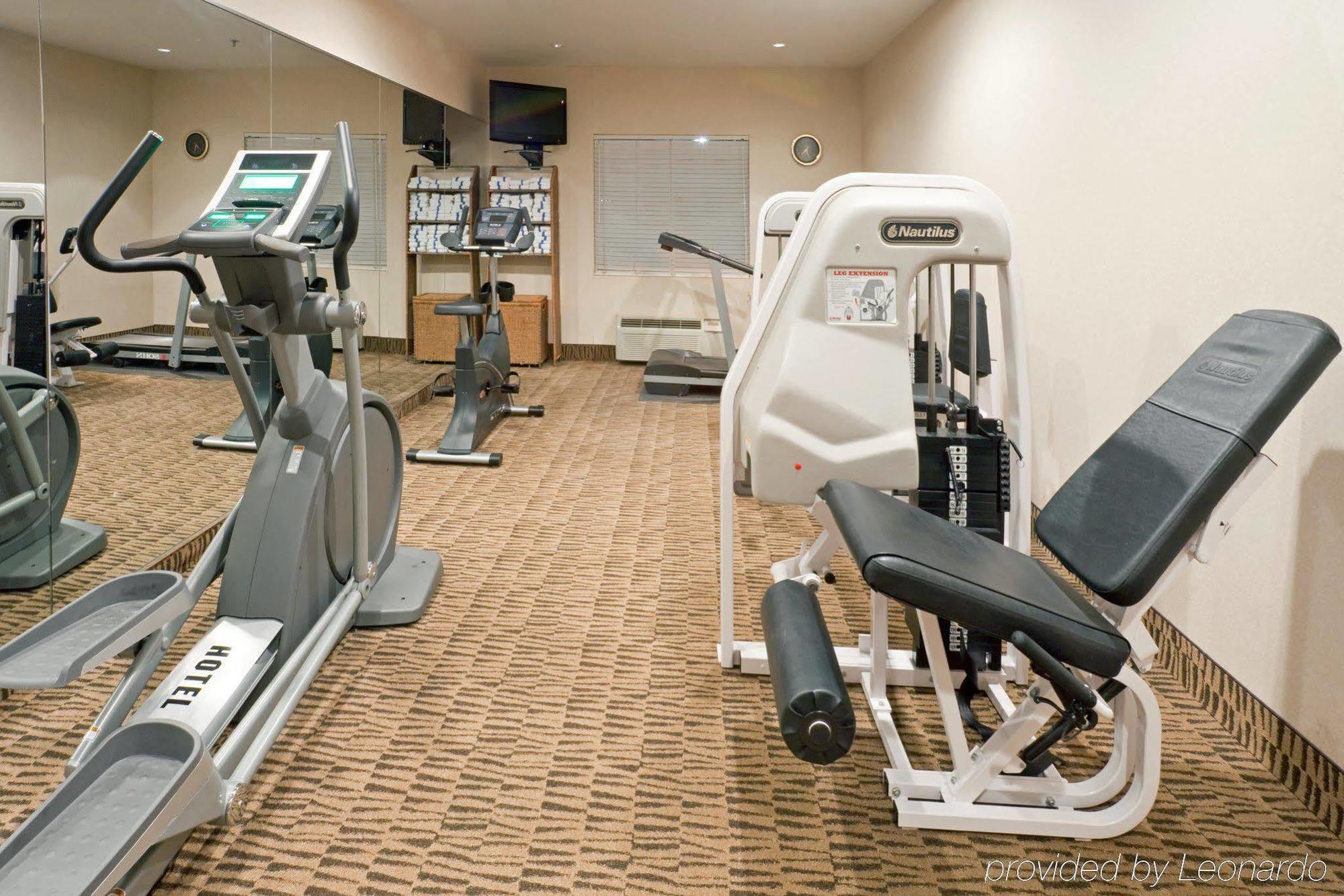 Holiday Inn Express Hotel & Suites Eagle Pass By Ihg Съоръжения снимка