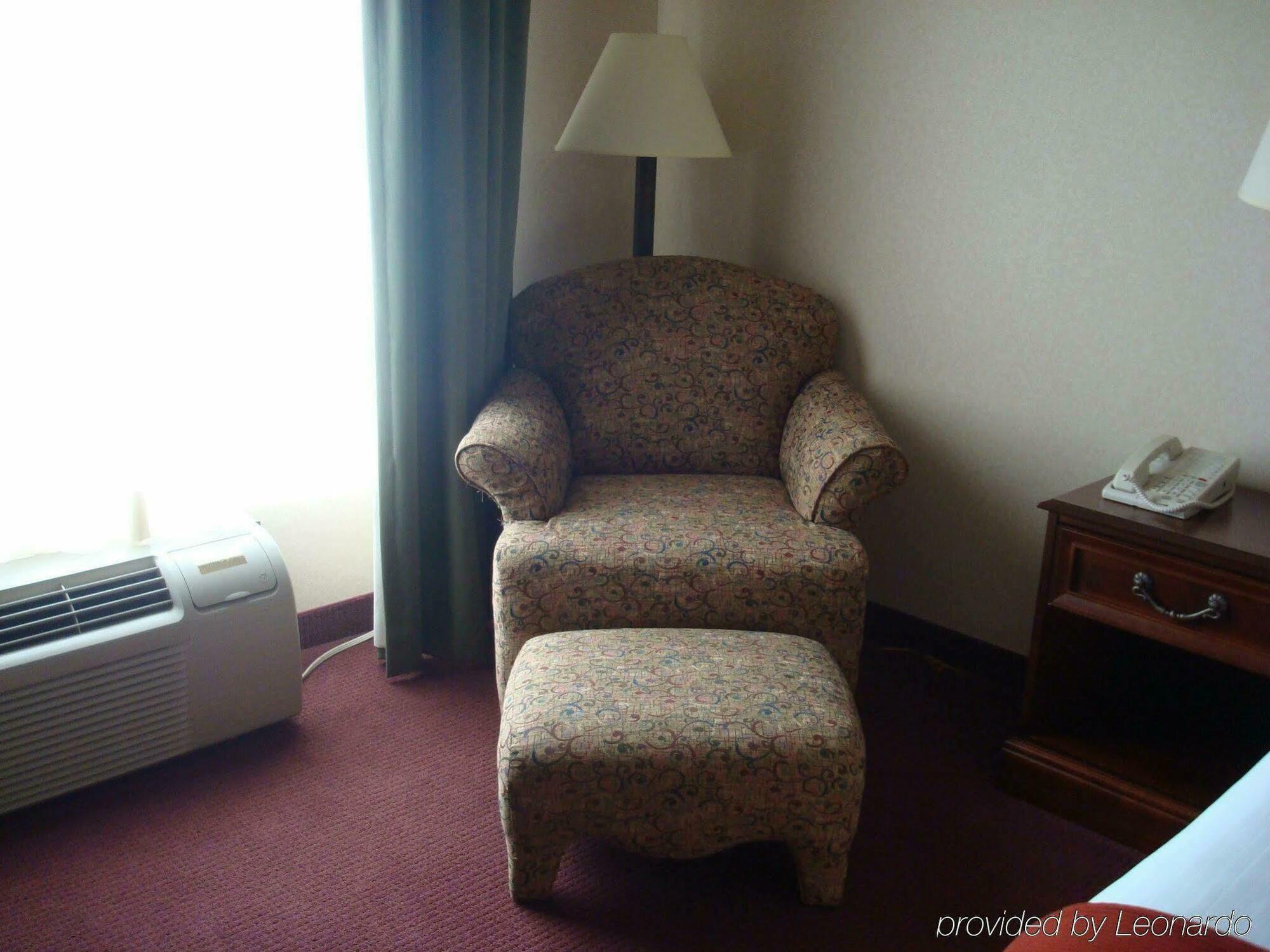 Holiday Inn Express Hotel & Suites Eagle Pass By Ihg Стая снимка